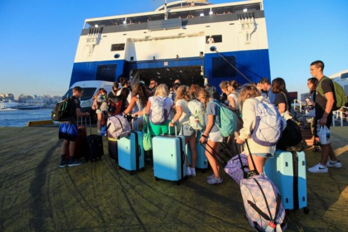 epivates-ploiou-768x512