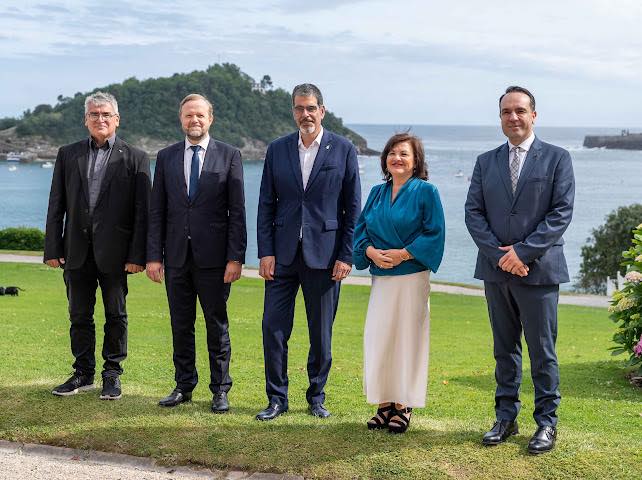 504626507_10161514169065423_2617634790332630154_n