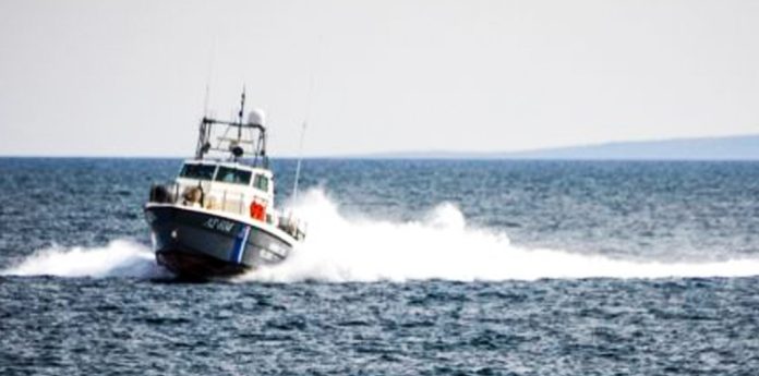 skafos-limenikou-mast-1