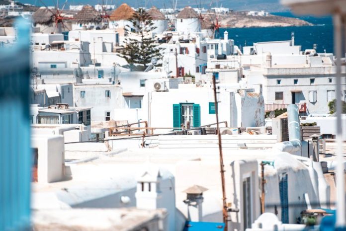mykonos_shutterstock_2160989409-1024x684