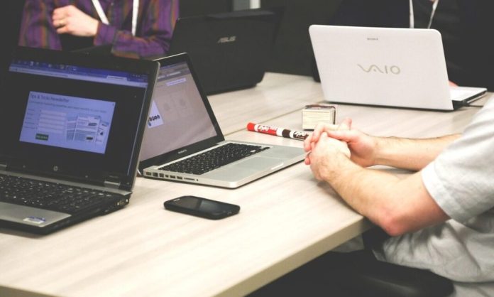 ergazomenoi-misthoi-1068x641