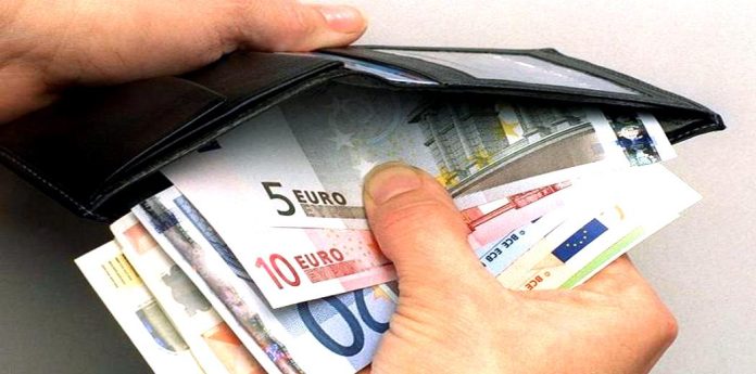 katotatos-misthos-mast