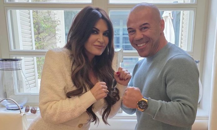 d09d6dbf-656869525184523086331043376835544294750020432n