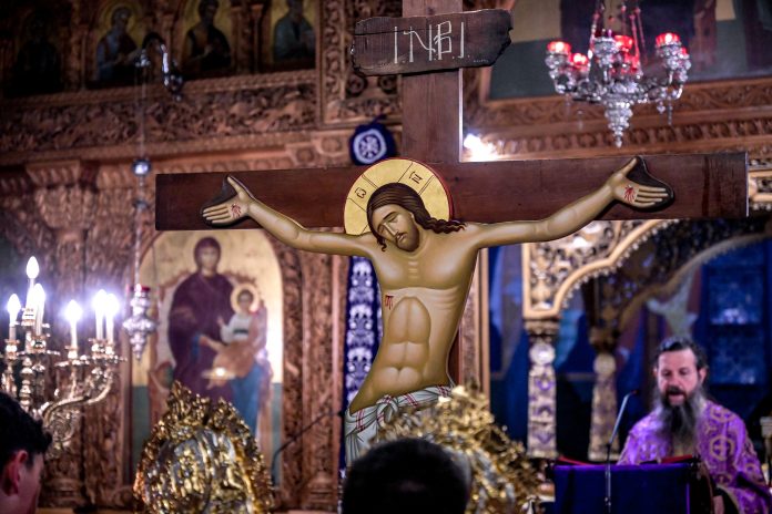 ΜΕΓΑΛΗ ΠΕΜΠΤΗ. ΙΕΡΟΣ ΝΑΟΣ ΚΟΙΜΗΣΕΩΣ ΘΕΟΤΟΚΟΥ ΦΑΝΕΡΩΜΕΝΗΣ ΧΟΛΑΡΓΟΥ (ΔΗΜΗΤΡΑ ΚΟΥΤΡΑ toklik/EUROKINISSI)